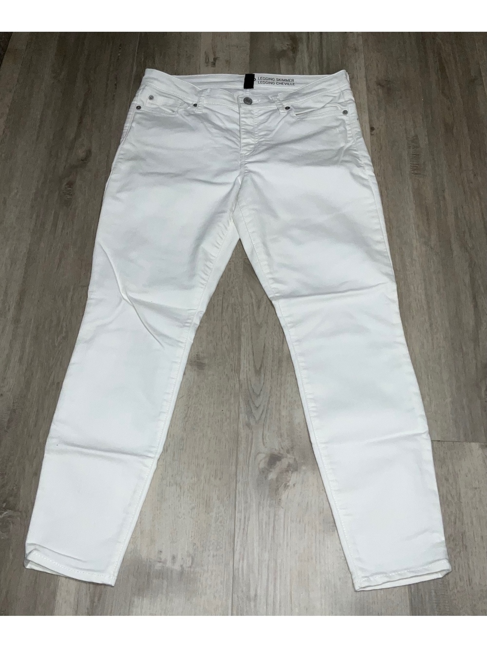 Gap White Legging Skimmer Pants Size 8/29R